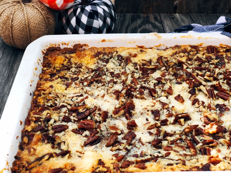 Pumpkin Pie Crunch Dessert from Farmwife Feeds is the perfect easy instead of pie dessert, pumpkin pie flavor with a cake and toasted pecan layer. #pumpkin #pumpkinpie #fall #dessert