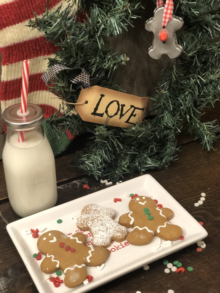 Gingerbread Cut-Out Cookies from Farmwife Feeds is a holiday classic cookie with just the right amount of spice and holds it shape while baking. #gingerbread #cookie #holidaycookie