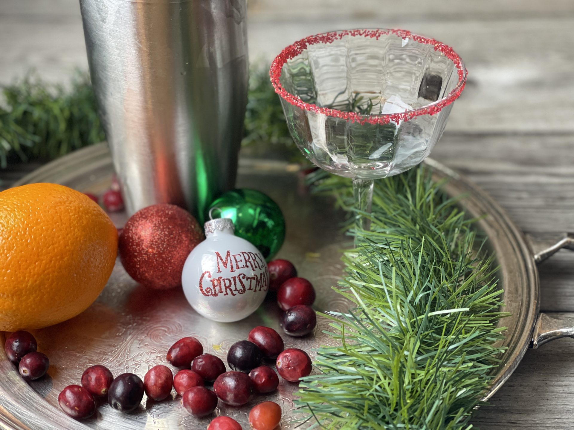 Cranberry Christmas Martini from Farmwife Feeds, 3 ingredients in a 1:1:1 ratio that is perfect for one cocktail a double or make in a punch bowl for that holiday party. #christmasdrinks #cranberry #party #martini