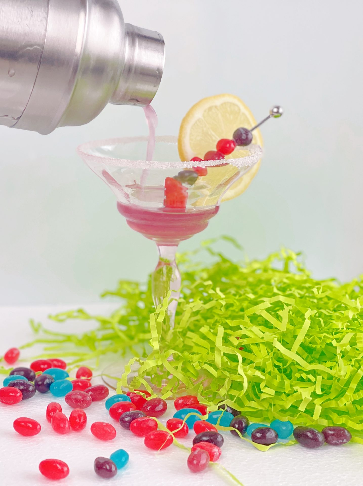 Jelly Bean Martini, Jelly Bean-tini from Farmwife Feeds, a fun Easter version of a vodka martini using your favorite jelly bean flavor. #jellybeans #easter #cocktail #martini